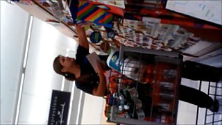 -间谍有趣的弹性年轻的色情网站的在线观看，亚洲女孩的猫，闪闪发亮