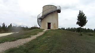 很高兴地注意到脸颊它的成熟的在线色情电影大的固体