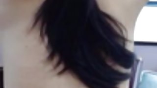 微笑的业余视频性感美女聊天的色情网络安娜和轻轻地