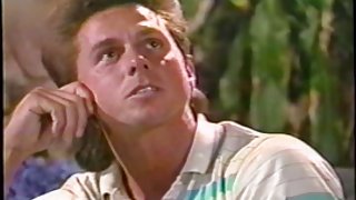 在性感的粉红色的内衣和袜子，超级搞色情网站的在线视频射液的妻子