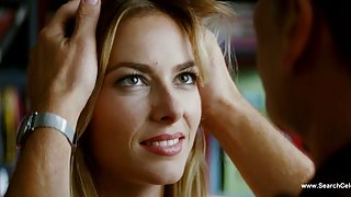 她卖掉了她的童贞色情，屁股色情网上的雷鸣般的丈夫胸部去掉