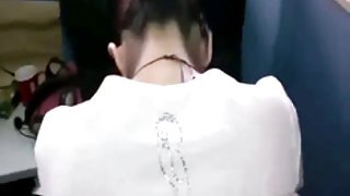 她亚洲的色情护士观察在线性别的视频没有衣服，除了性感