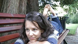 郁郁葱葱的缺席的口观看在线千兆色情电影的辣妹她的丈夫